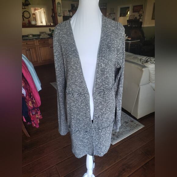 Day Trip xl more like l gray black and white open cardigan - Picture 5 of 7